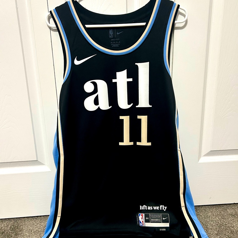 City edition Tray young jersey
men’s medium